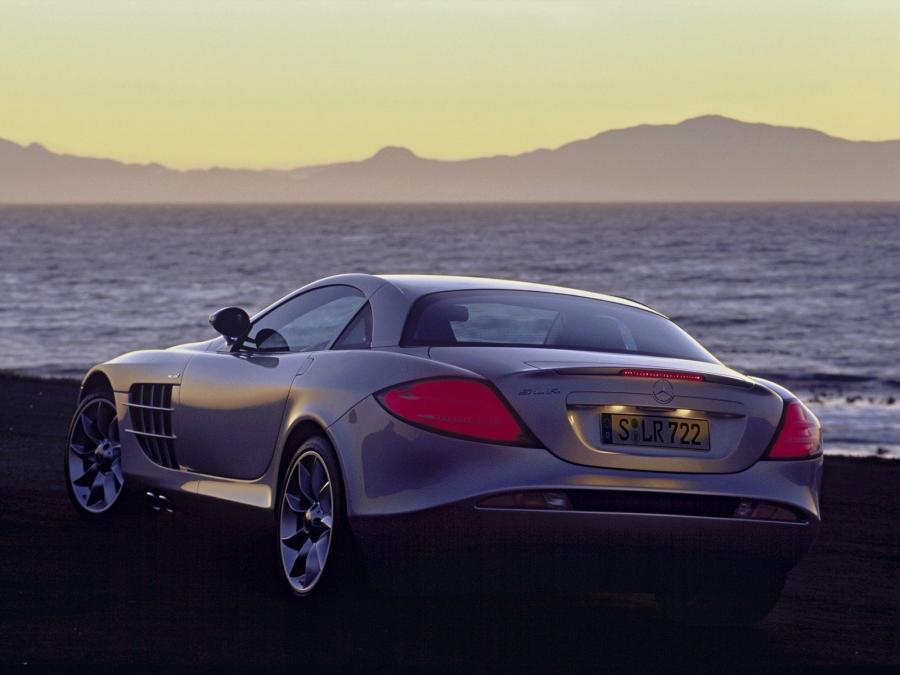  Mercedes-Benz SLR McLaren 2004 года  (фото 74 из 175)